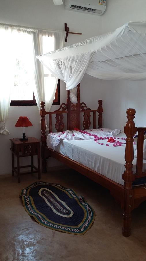 Emma Bay Beach House Michamvi 外观 照片